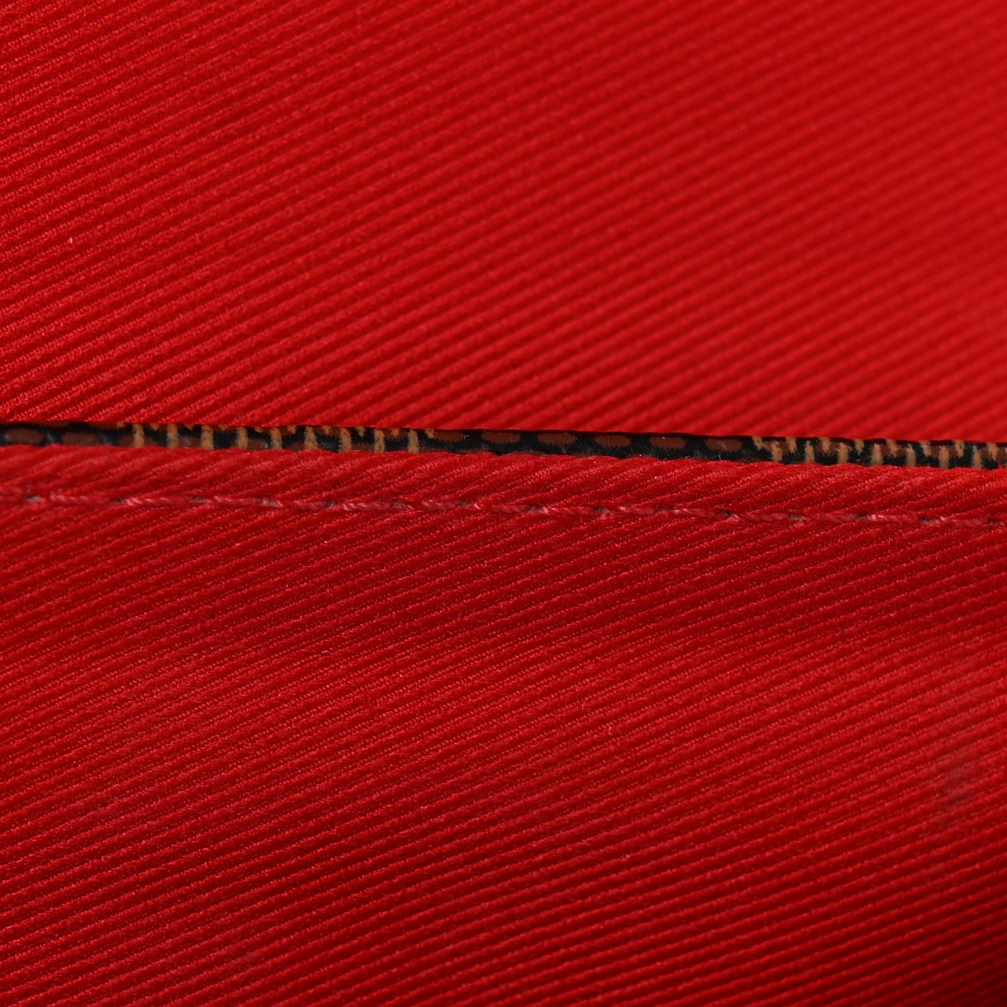 Damier Ebene Croisette