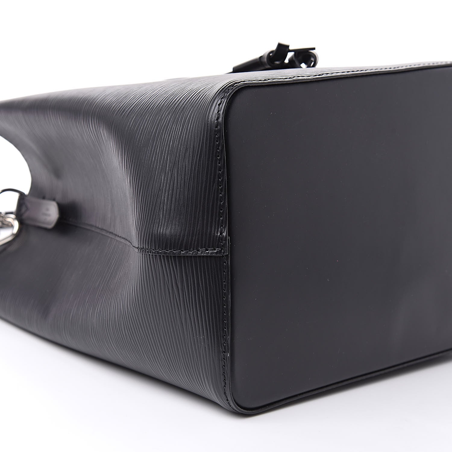 Louis Vuitton Epi NeoNoe MM Black 6 of 9