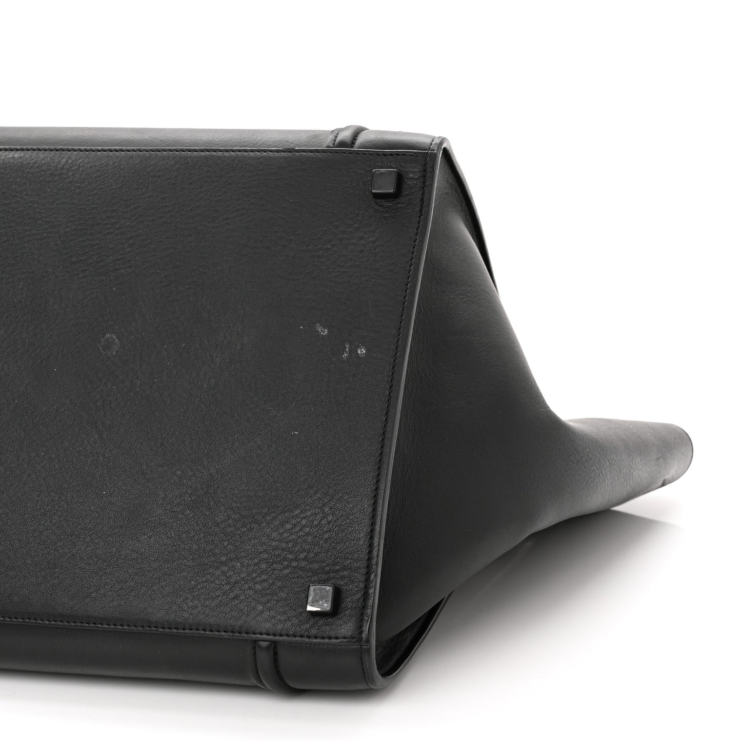 Grained Calfskin Medium Phantom Luggage Black