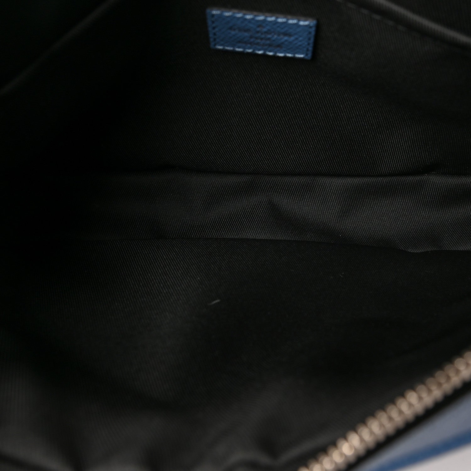 Louis Vuitton Taigarama Outdoor Messenger Denim 5 of 8