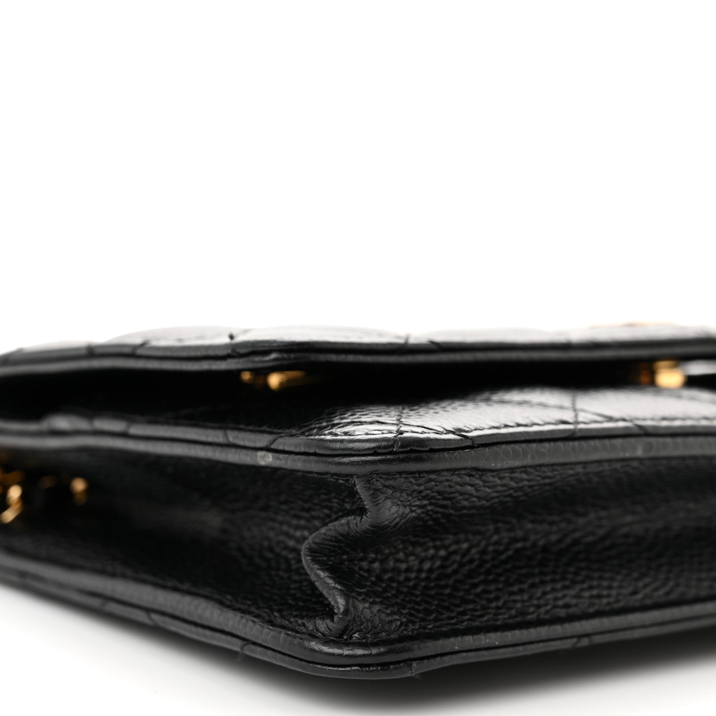 Caviar Quilted Wallet on Chain WOC Black