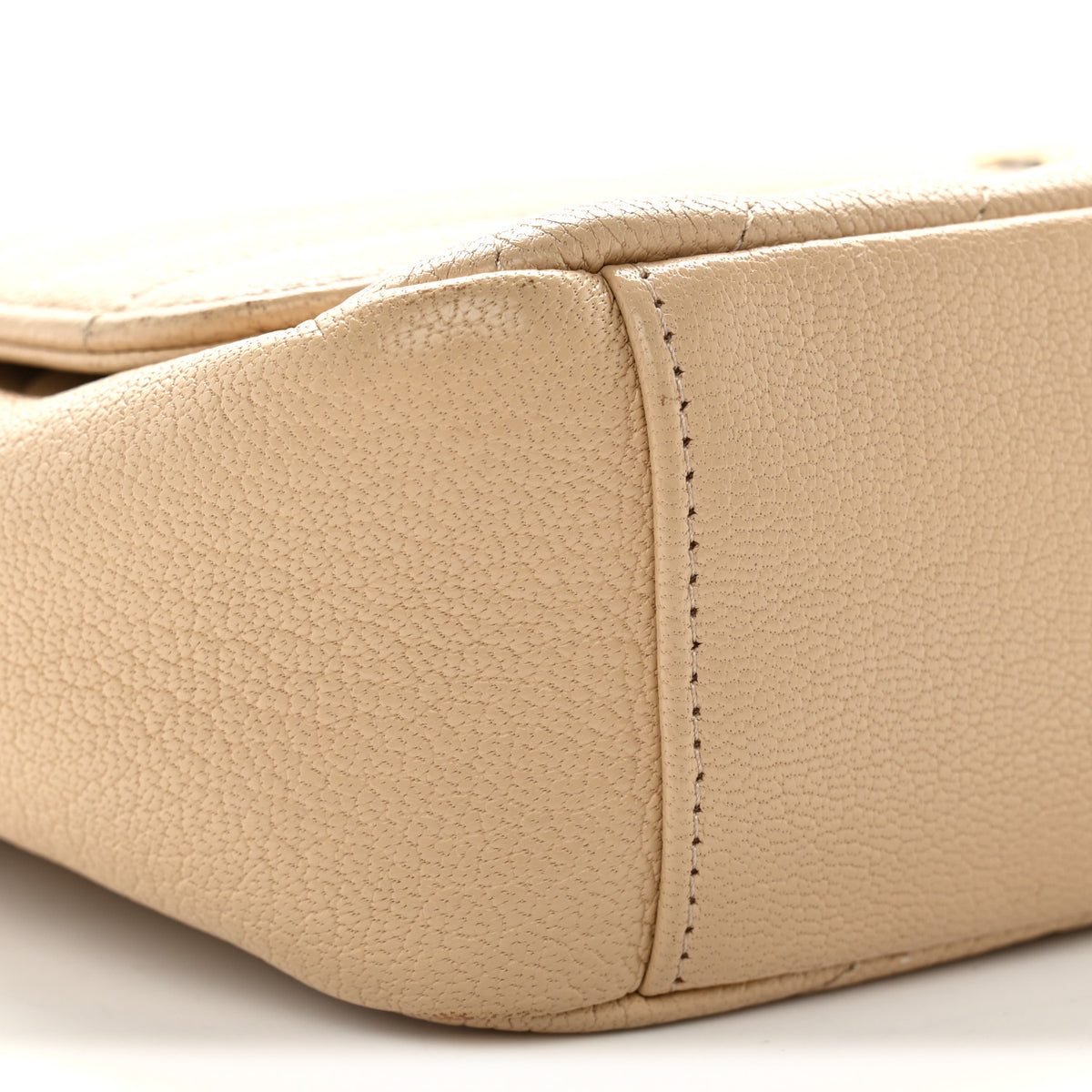 Shiny Goatskin Diagonal Quilted Medium Flap Beige