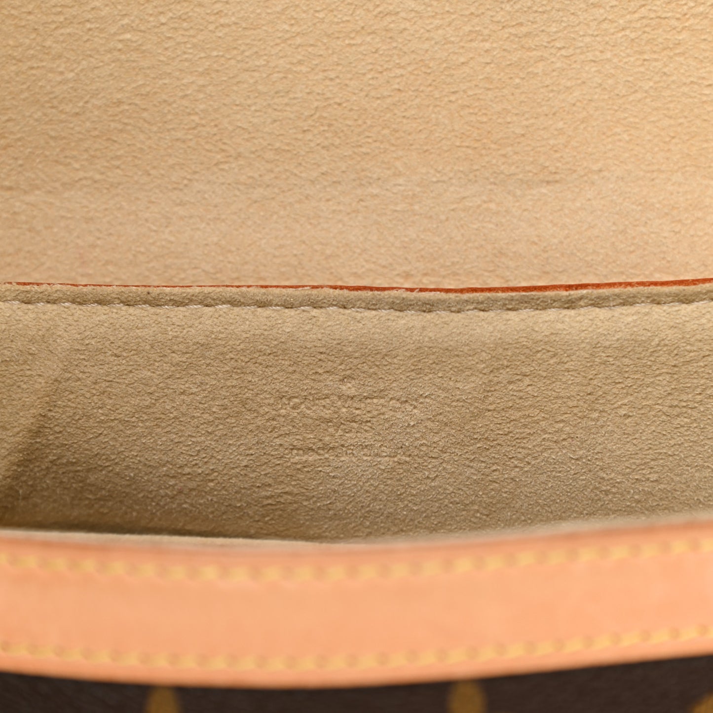 Monogram Beverly MM