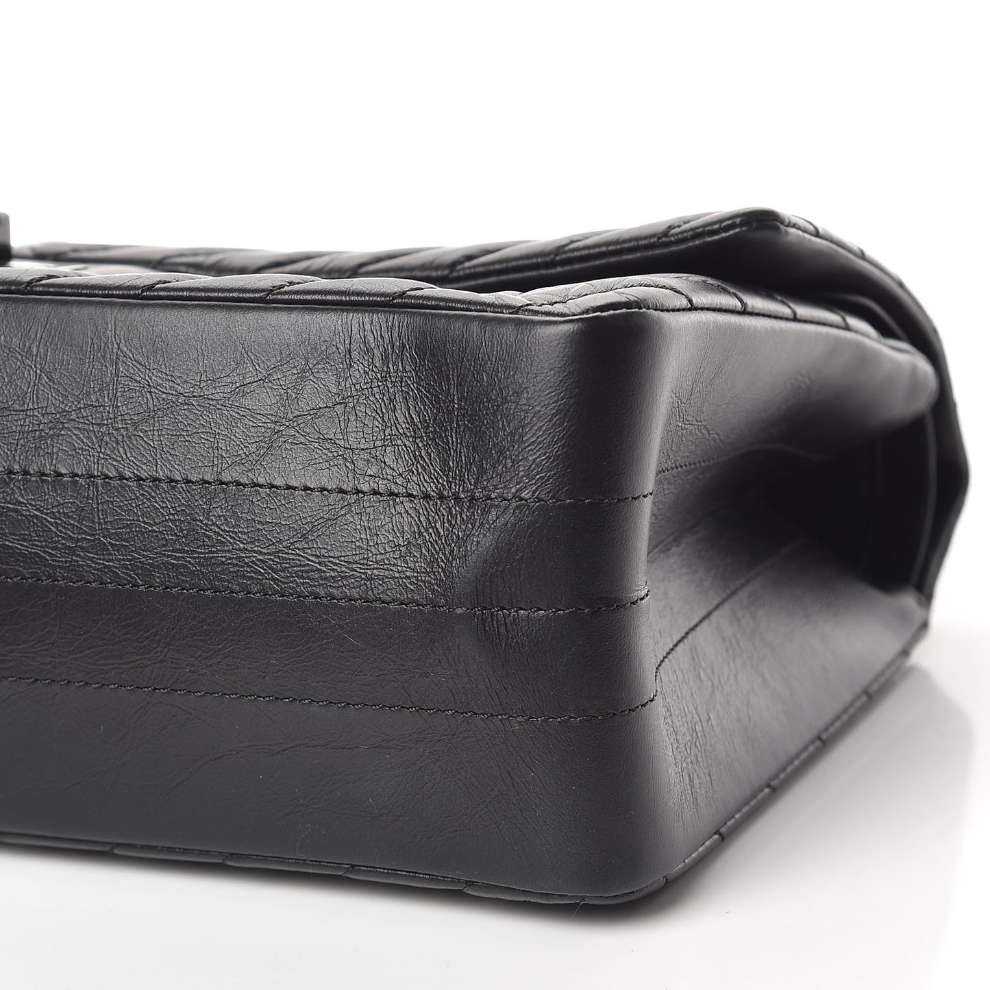 Aged Calfskin Chevron Quilted 2.55 Reissue 226 So Black