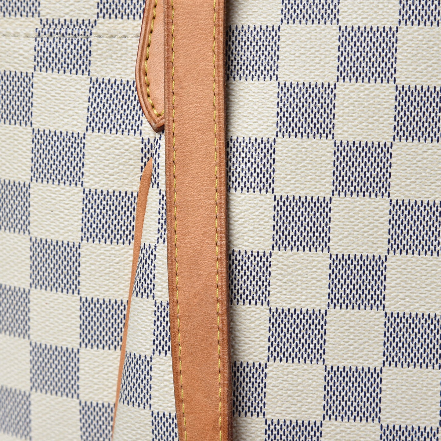 Damier Azur Totally GM