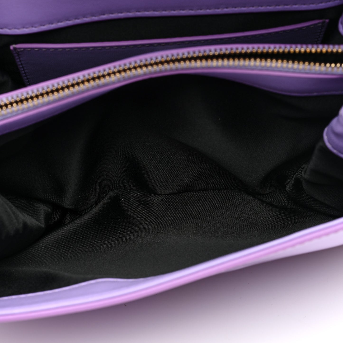 Patent Palazzo Medusa Chain Shoulder Bag Purple