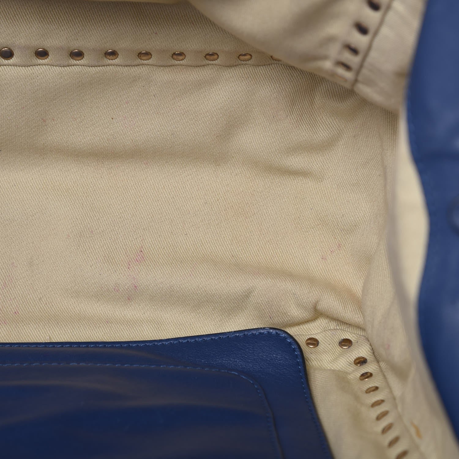 Valentino Garavani Vitello Medium Rockstud Tote Indigo 12 of 21