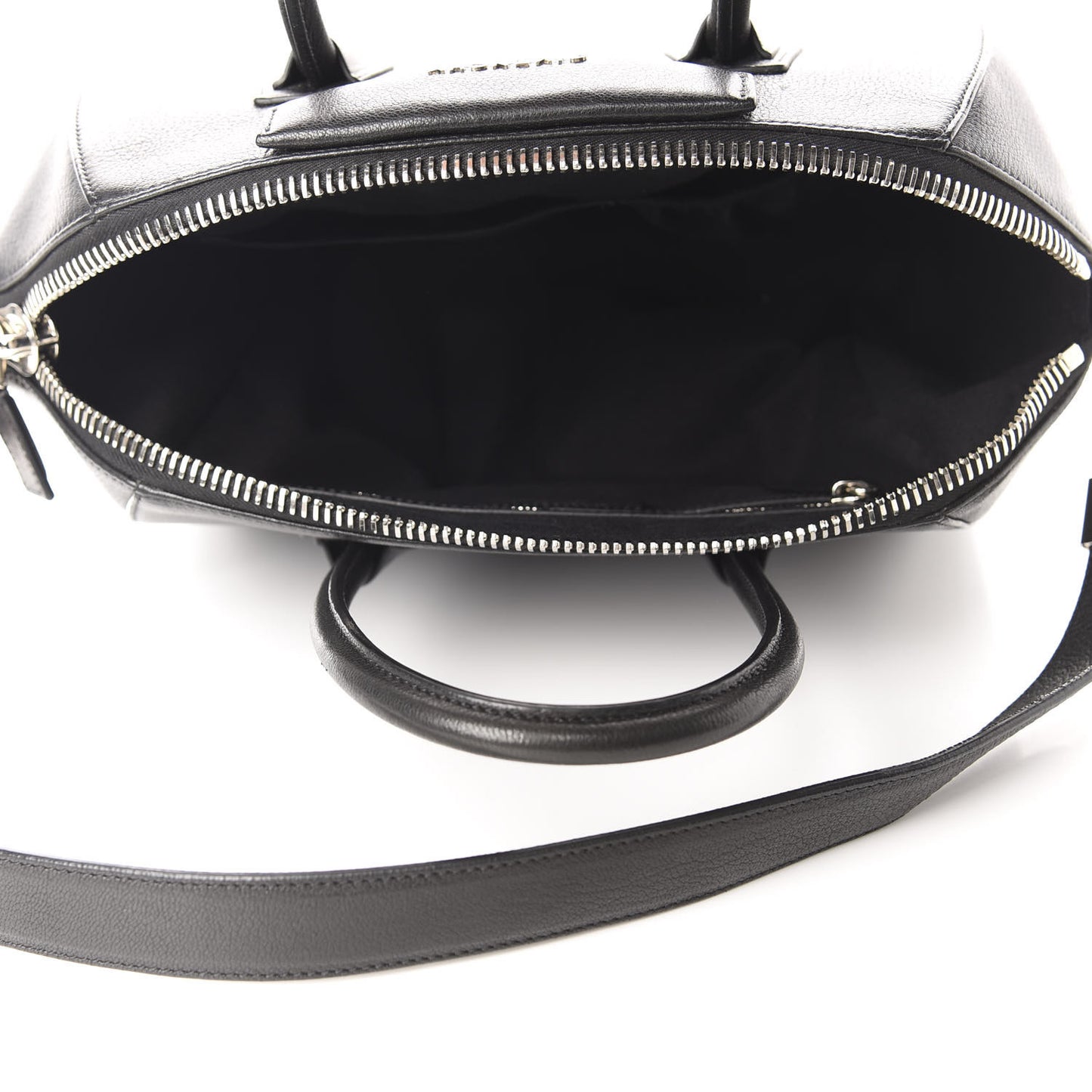 Sugar Goatskin Medium Antigona Black