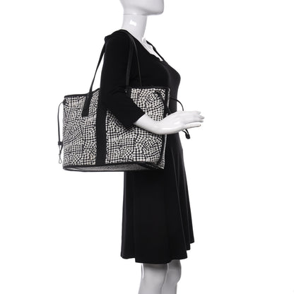 MCM Visetos Medium Liz Reversible Shopper Tote Black 2 of 14