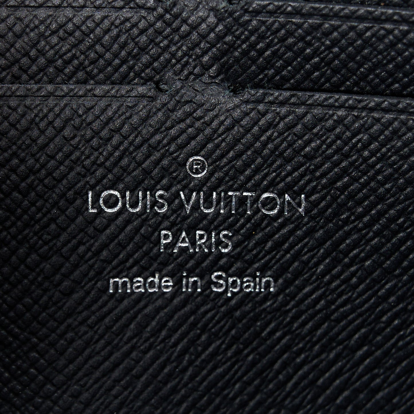 LOUIS VUITTON Monogram Dragonne Zippy Wallet