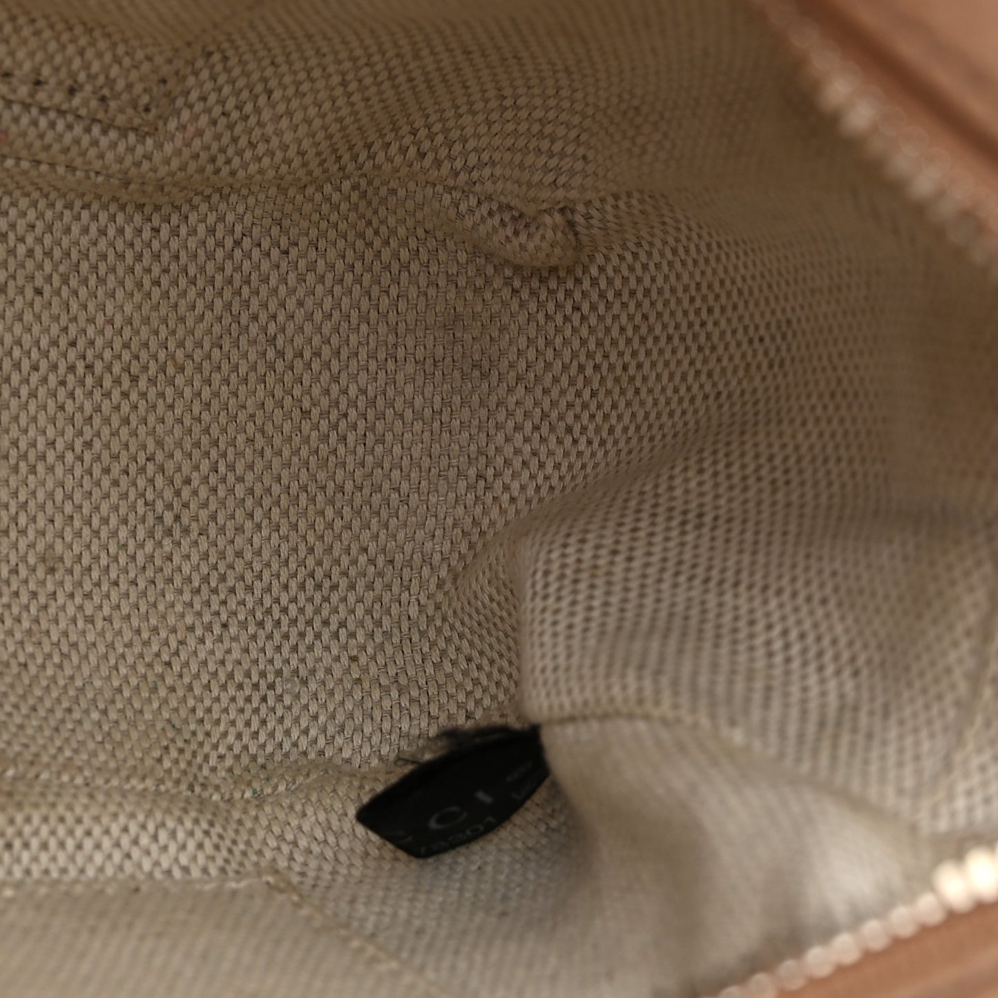 Pebbled Calfskin Small Soho Disco Bag Camelia
