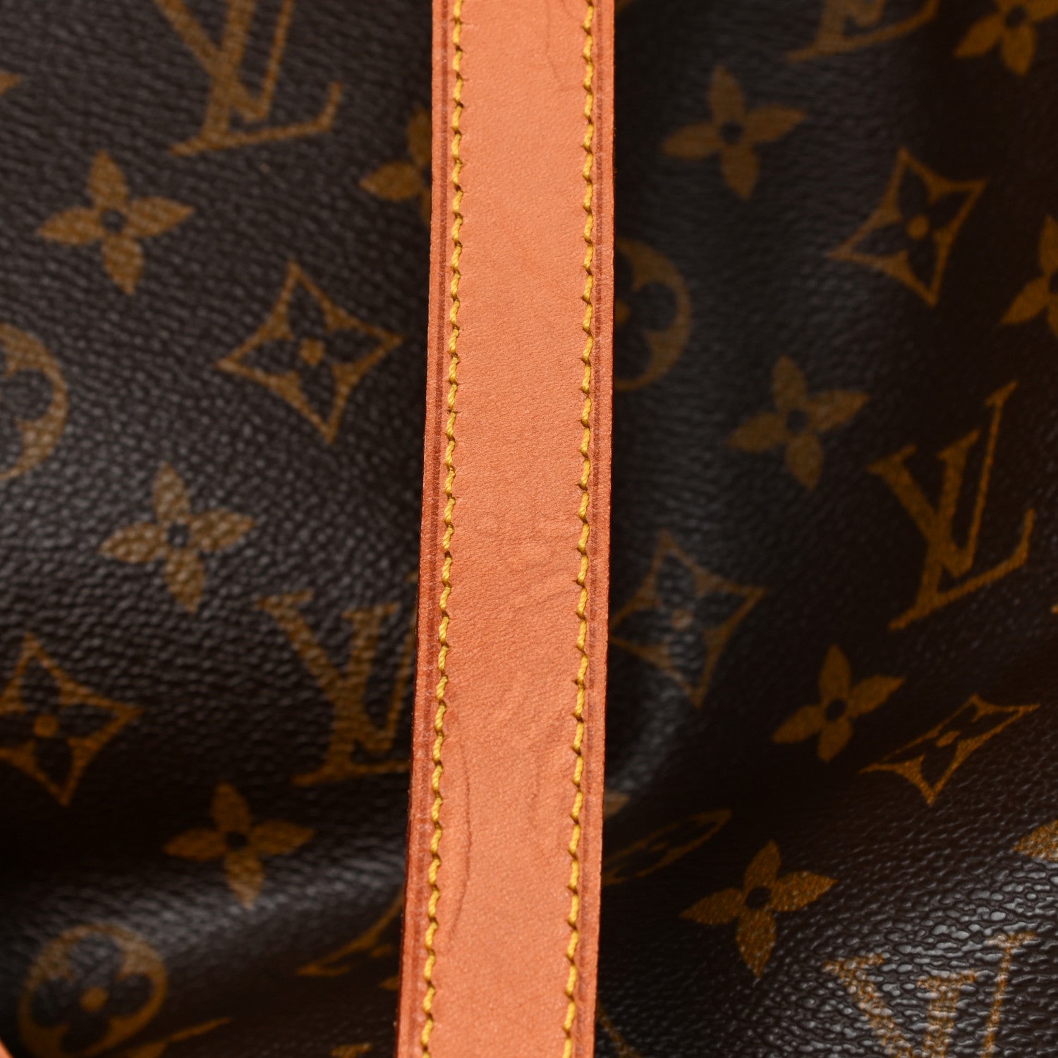 Louis Vuitton Monogram Cabas Mezzo 14 of 19