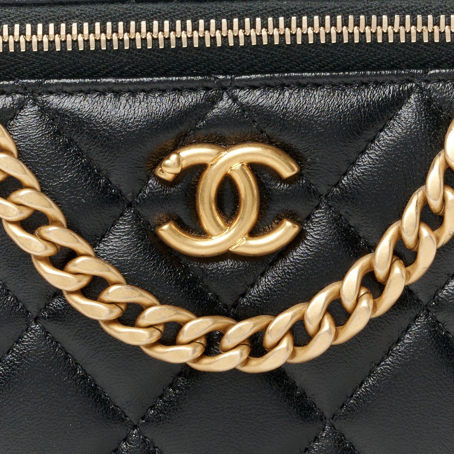 Chanel Lambskin Quilted Sweetheart Vanity Case Black 9 of 12