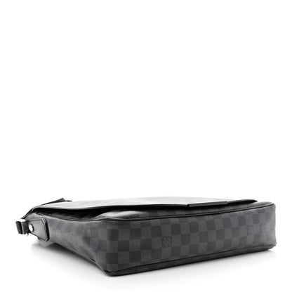 Louis Vuitton Damier Graphite Daniel MM 4 of 10