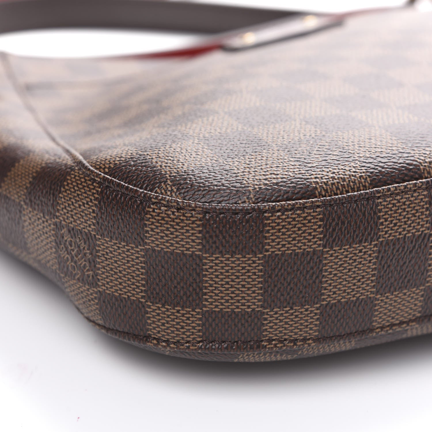 Louis Vuitton Damier Ebene South Bank Besace 7 of 10