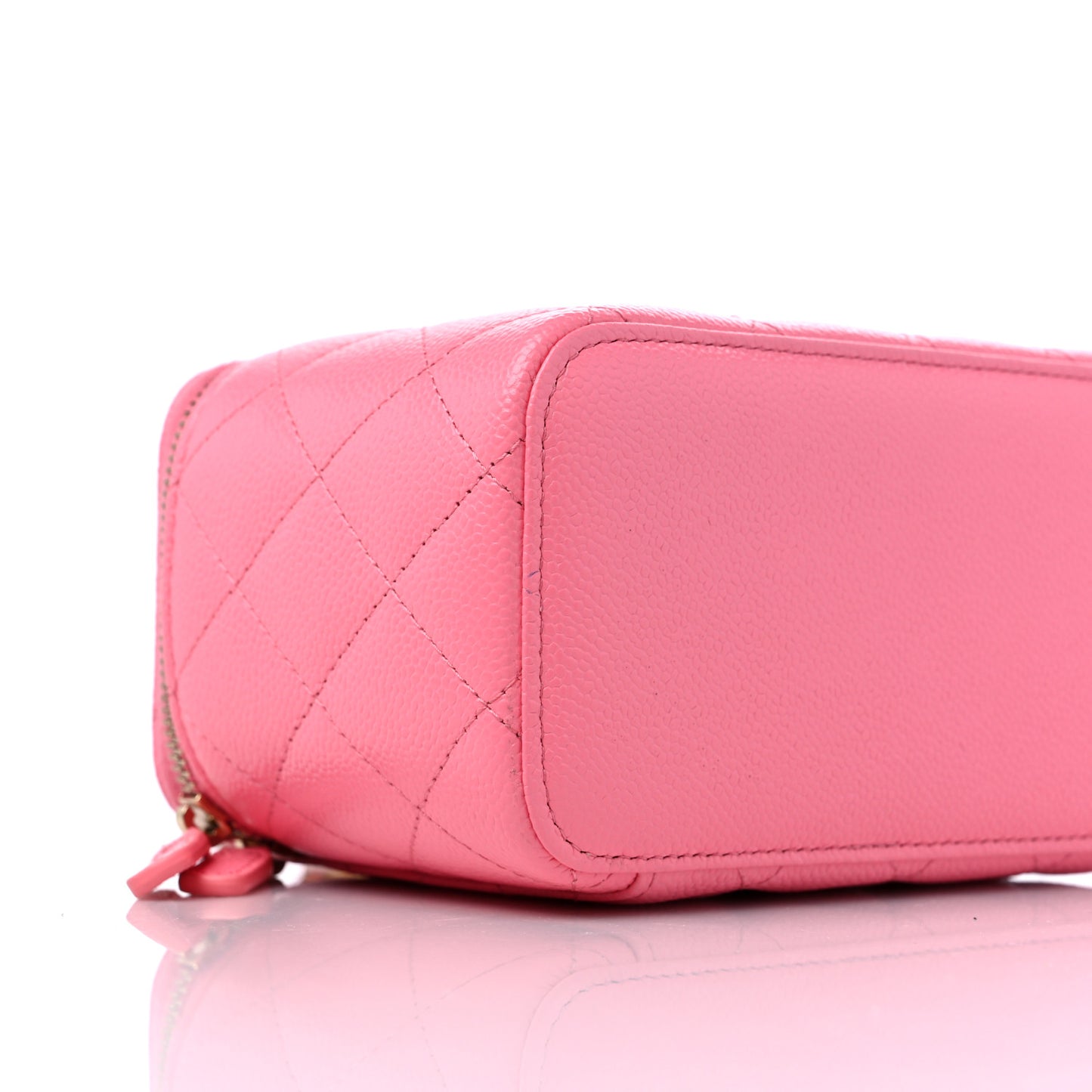 Shiny Caviar Quilted Pick Me Up Vanity Case Pink