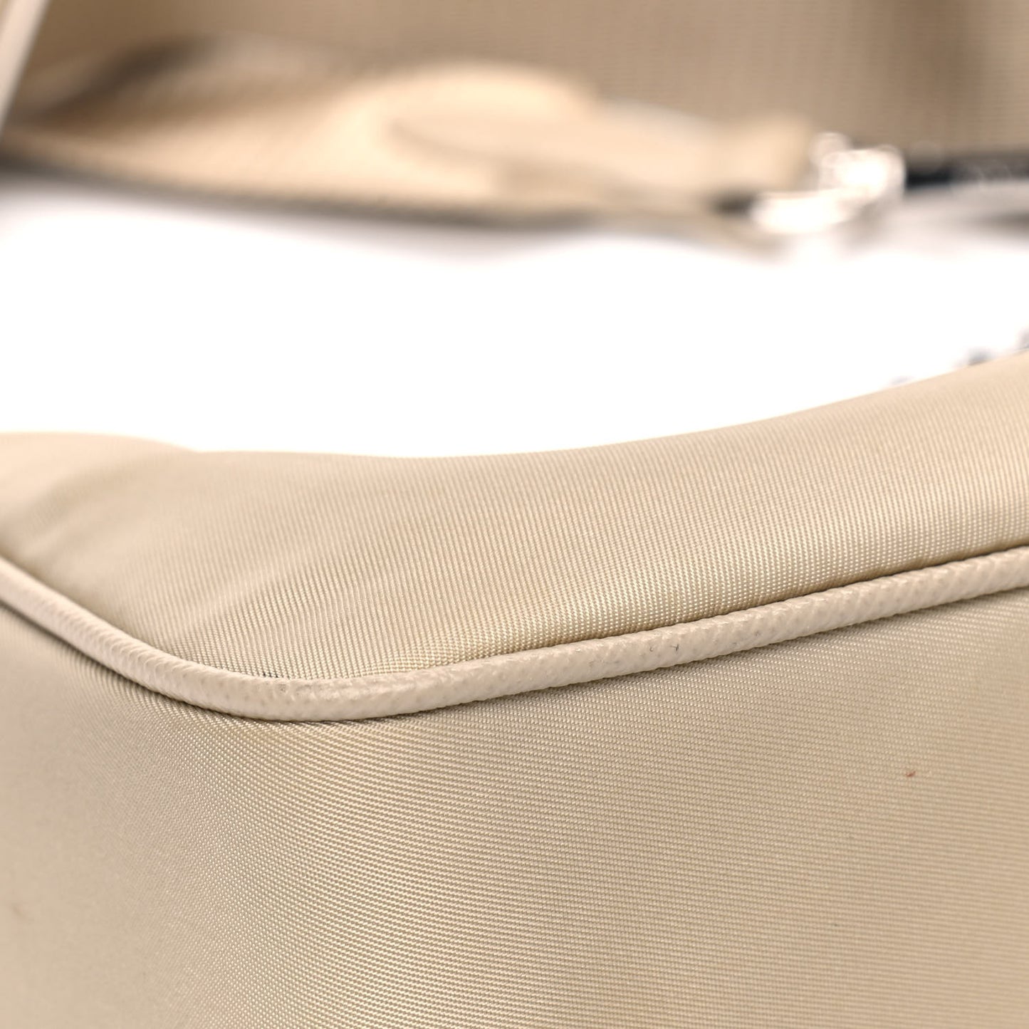 Nylon Re-Edition 2005 Shoulder Bag Cammeo