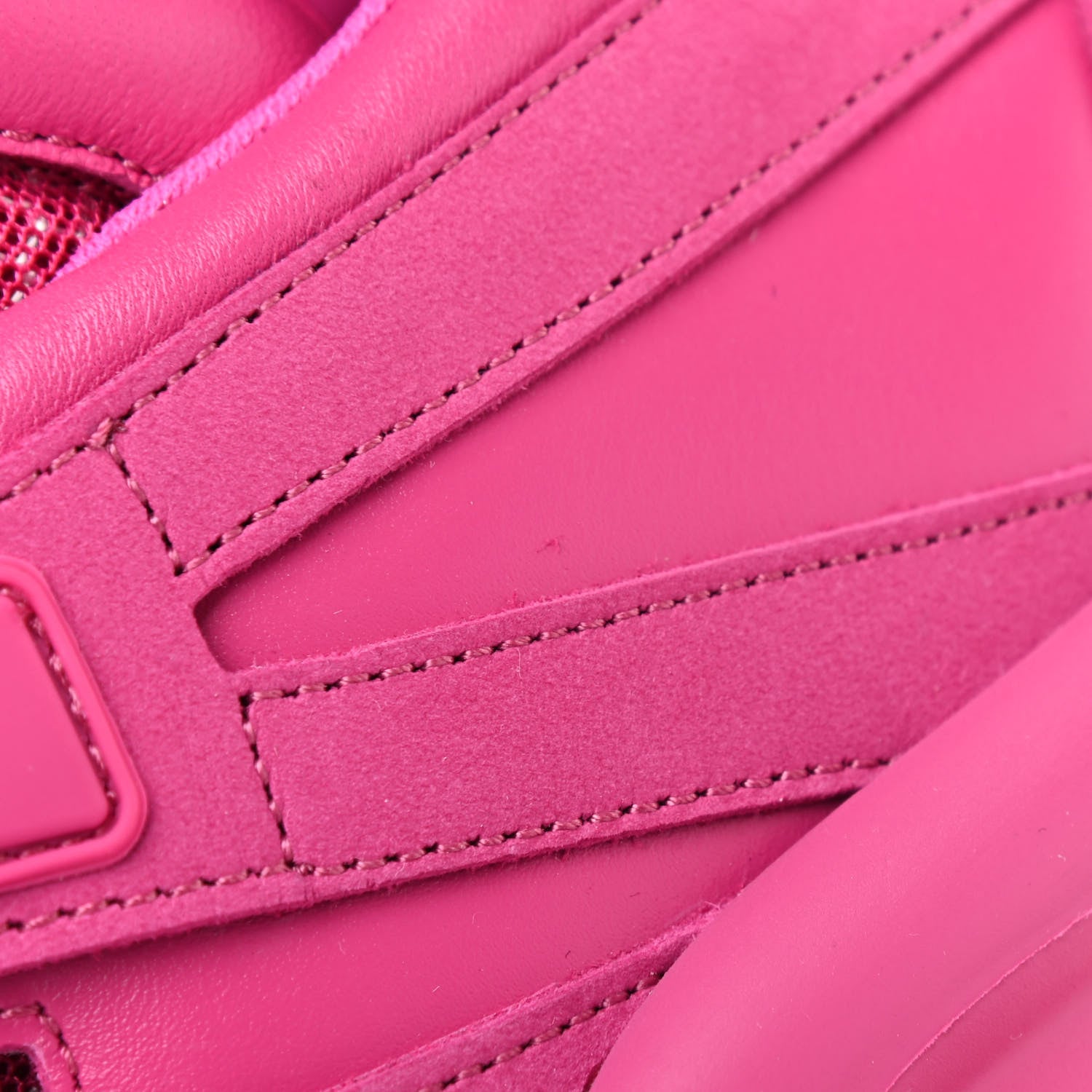 Louis Vuitton Calfskin Technical Nylon LV Archlight Sneakers 40 Rose Pop 13 of 13