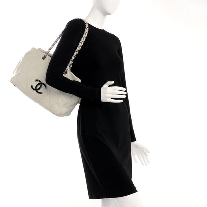Chanel Calfskin Large Diamond Stitch Tote White 2 of 10