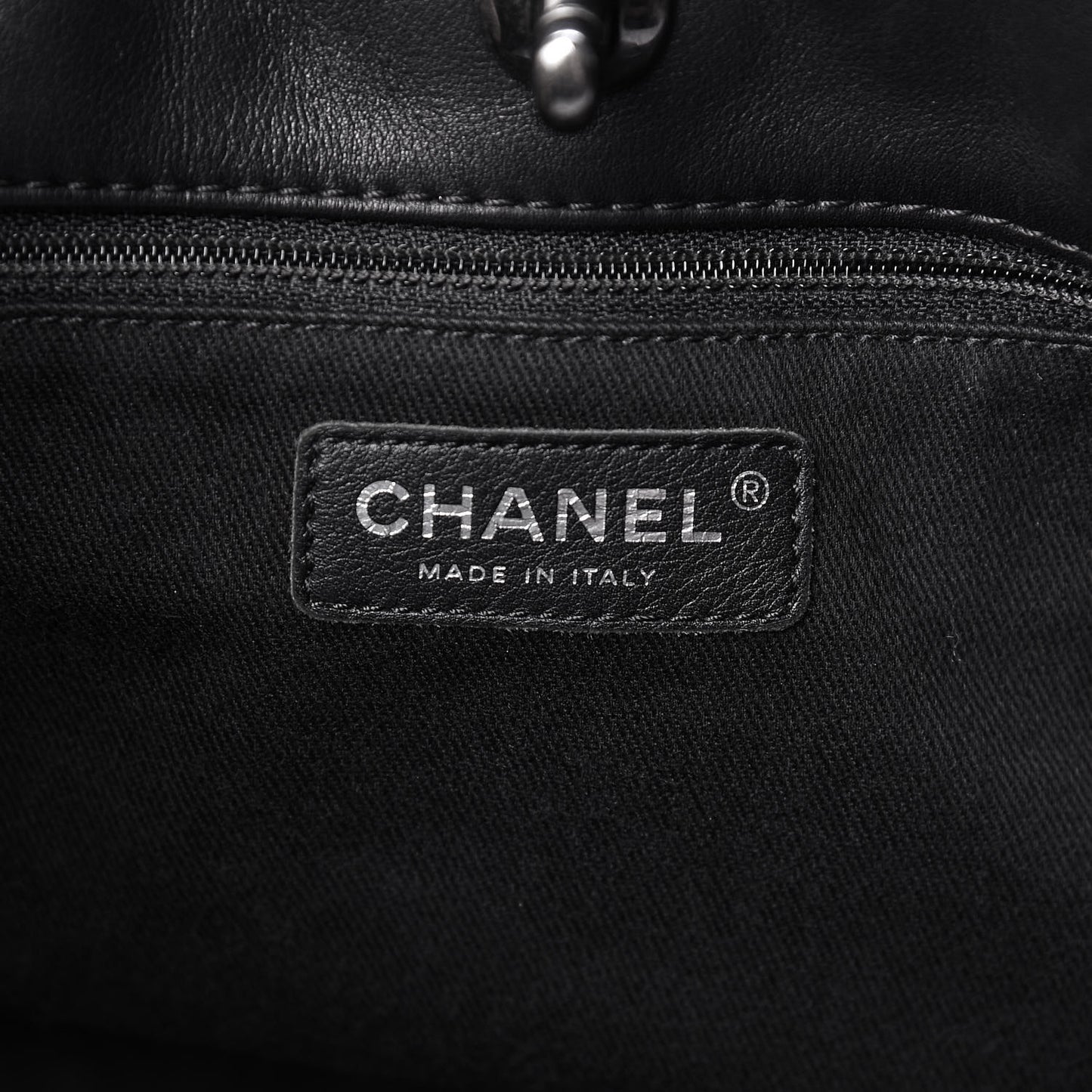 Calfskin Quilted Small Shopping In Chains Tote Black