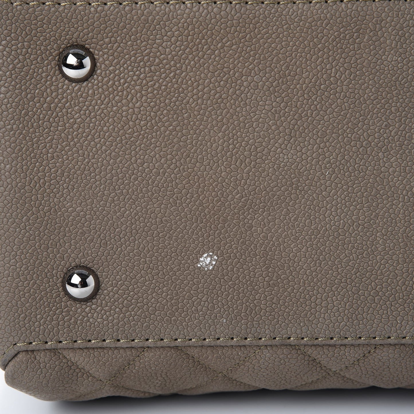 Iridescent Caviar Medium Lady Pearly Flap Khaki