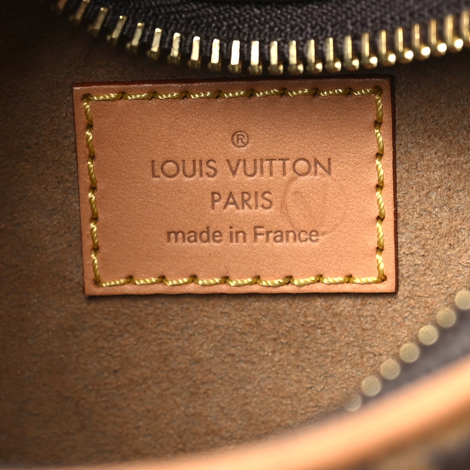 Louis Vuitton Monogram Loop 6 of 8