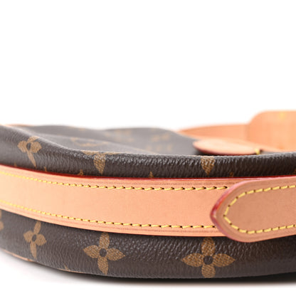Louis Vuitton Monogram Croissant MM NM 9 of 9