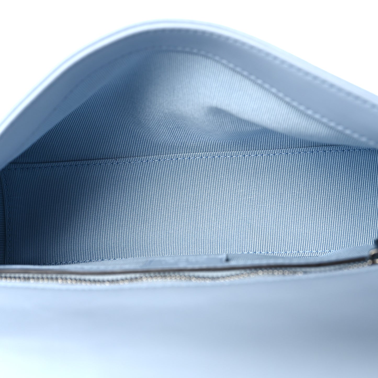 Lambskin Matelasse Medium GG Marmont Shoulder Bag Porcelain Light Blue