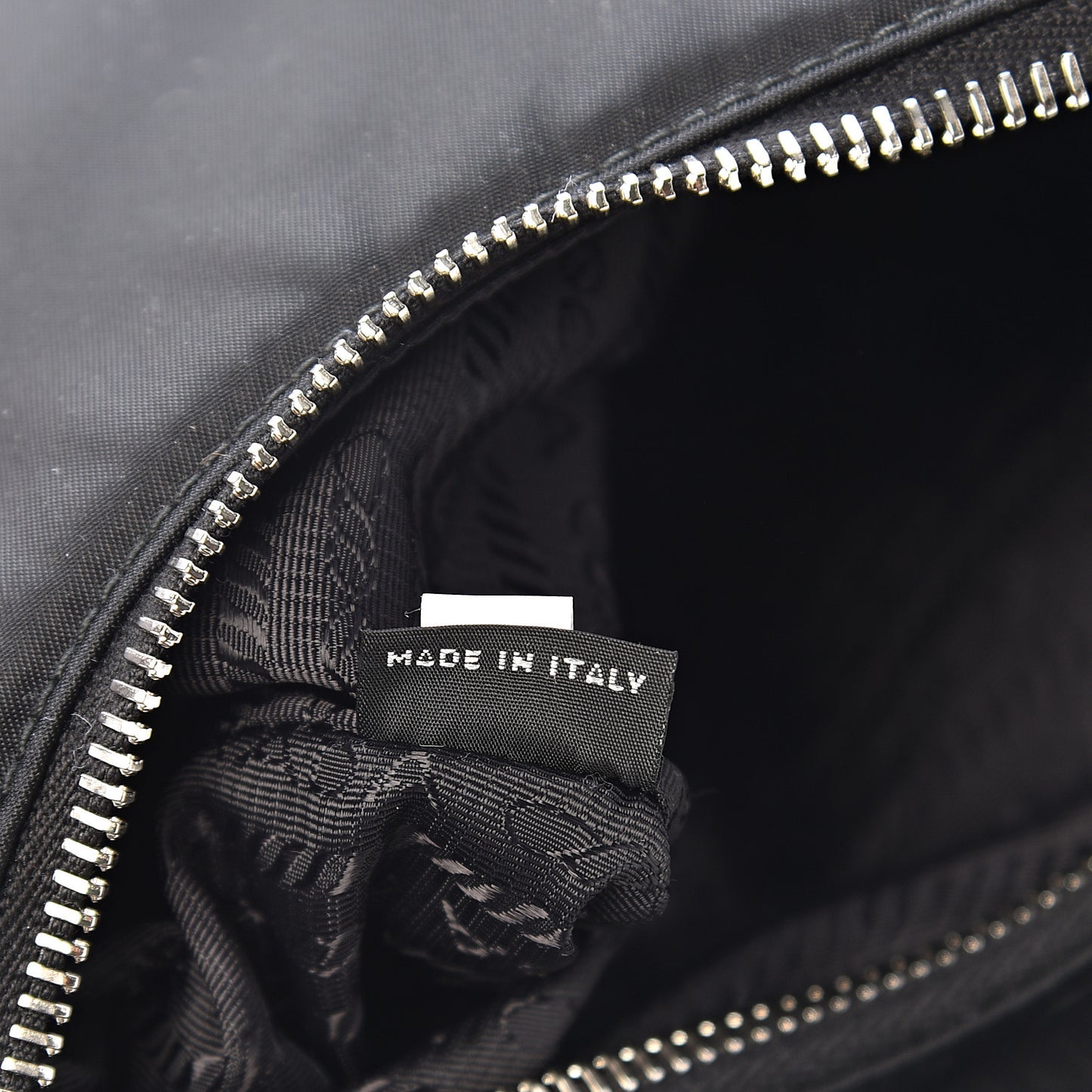 Nylon Re-Edition 2005 Shoulder Bag Black