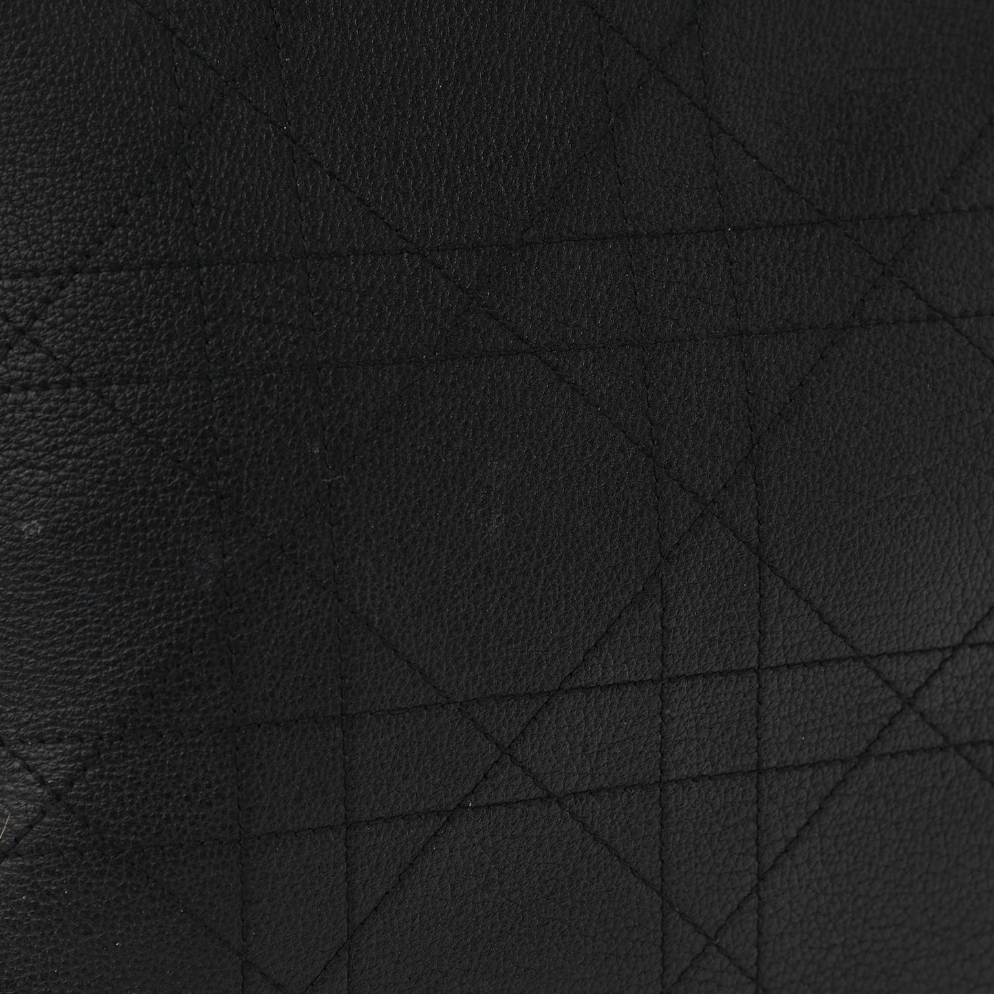 Grained Calfskin Cannage Medium Ultradior Tote Black
