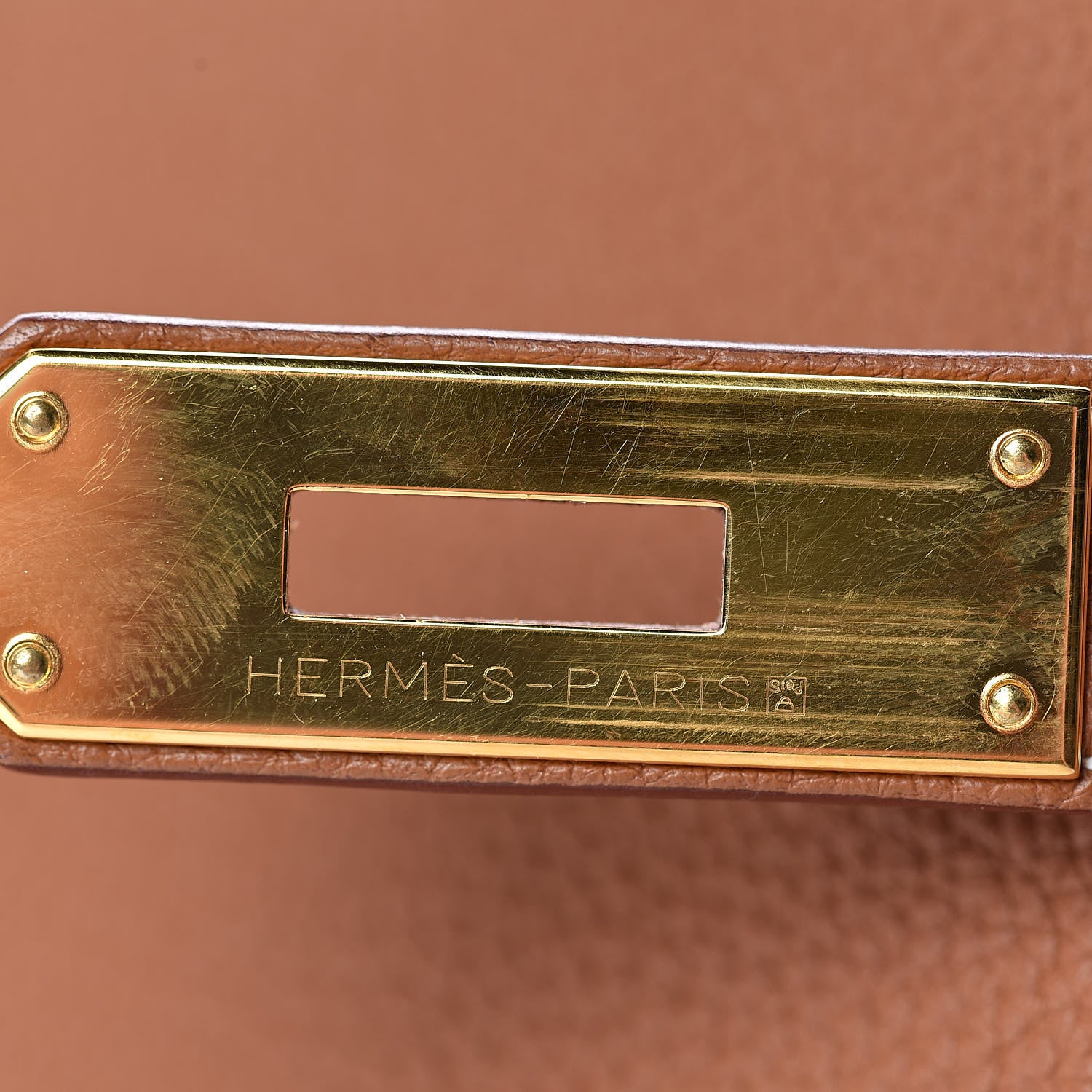 Hermes Togo Kelly Retourne 28 Gold 16 of 34