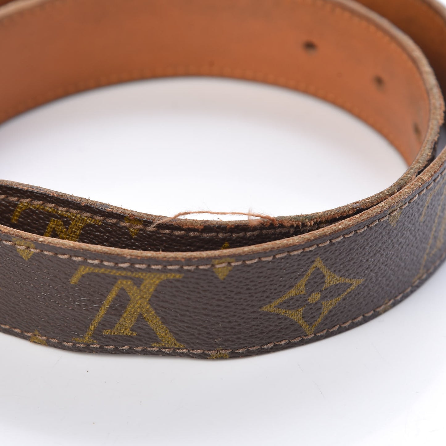 Monogram Saks Fifth Avenue Ellipse Belt 24