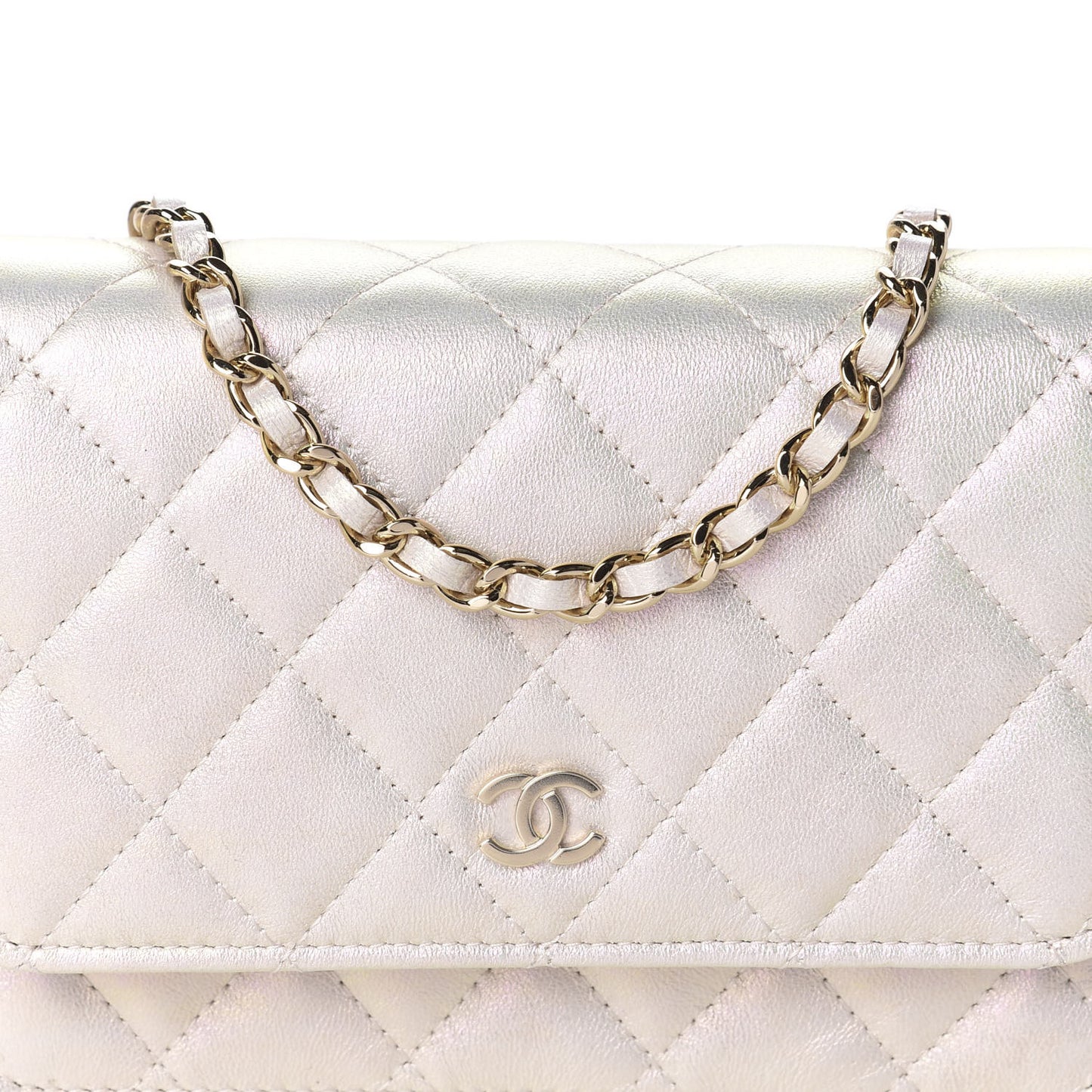 Iridescent Lambskin Quilted Mini Wallet On Chain WOC Ivory