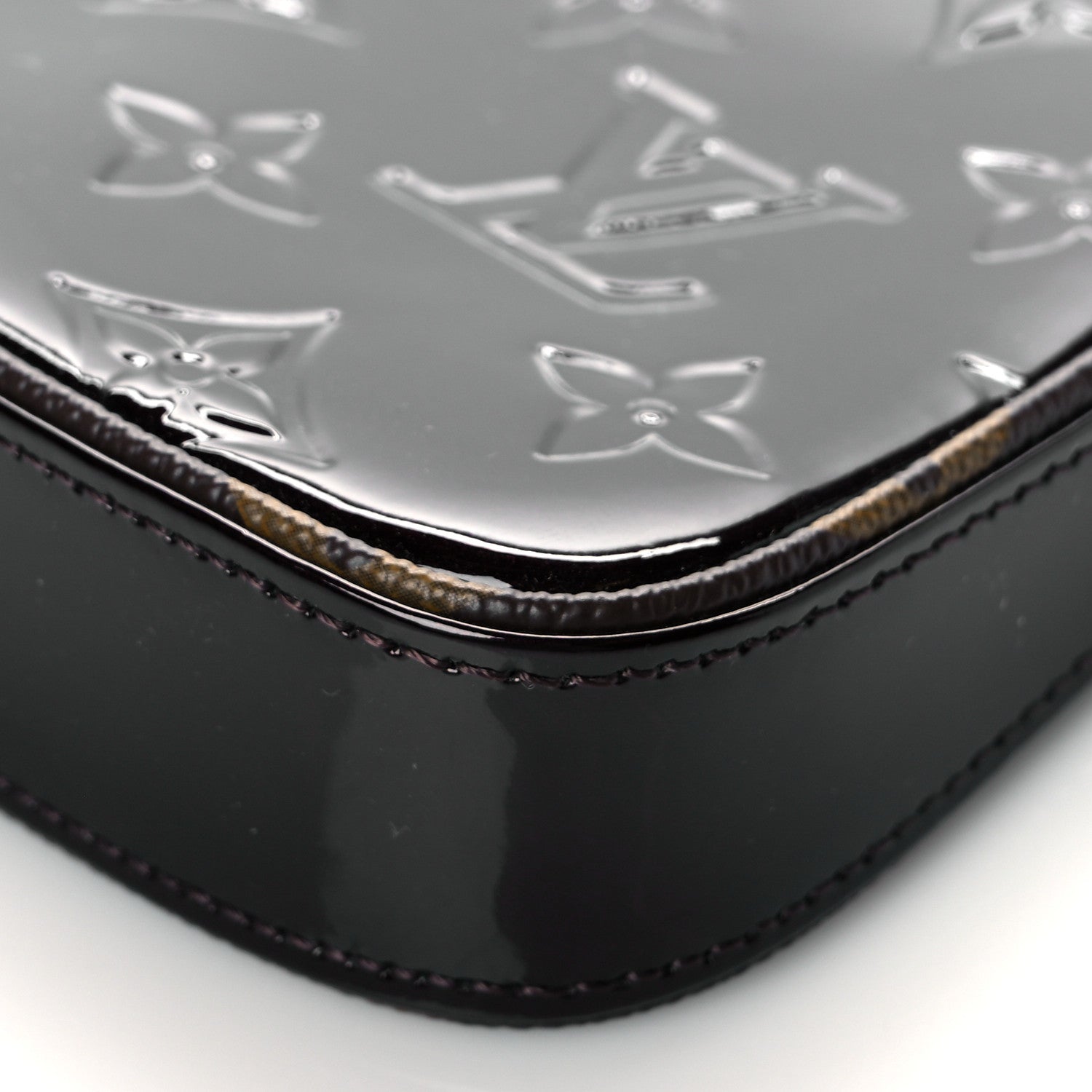 Louis Vuitton Vernis Monogram Mini Pochette Accessories Amarante 9 of 9