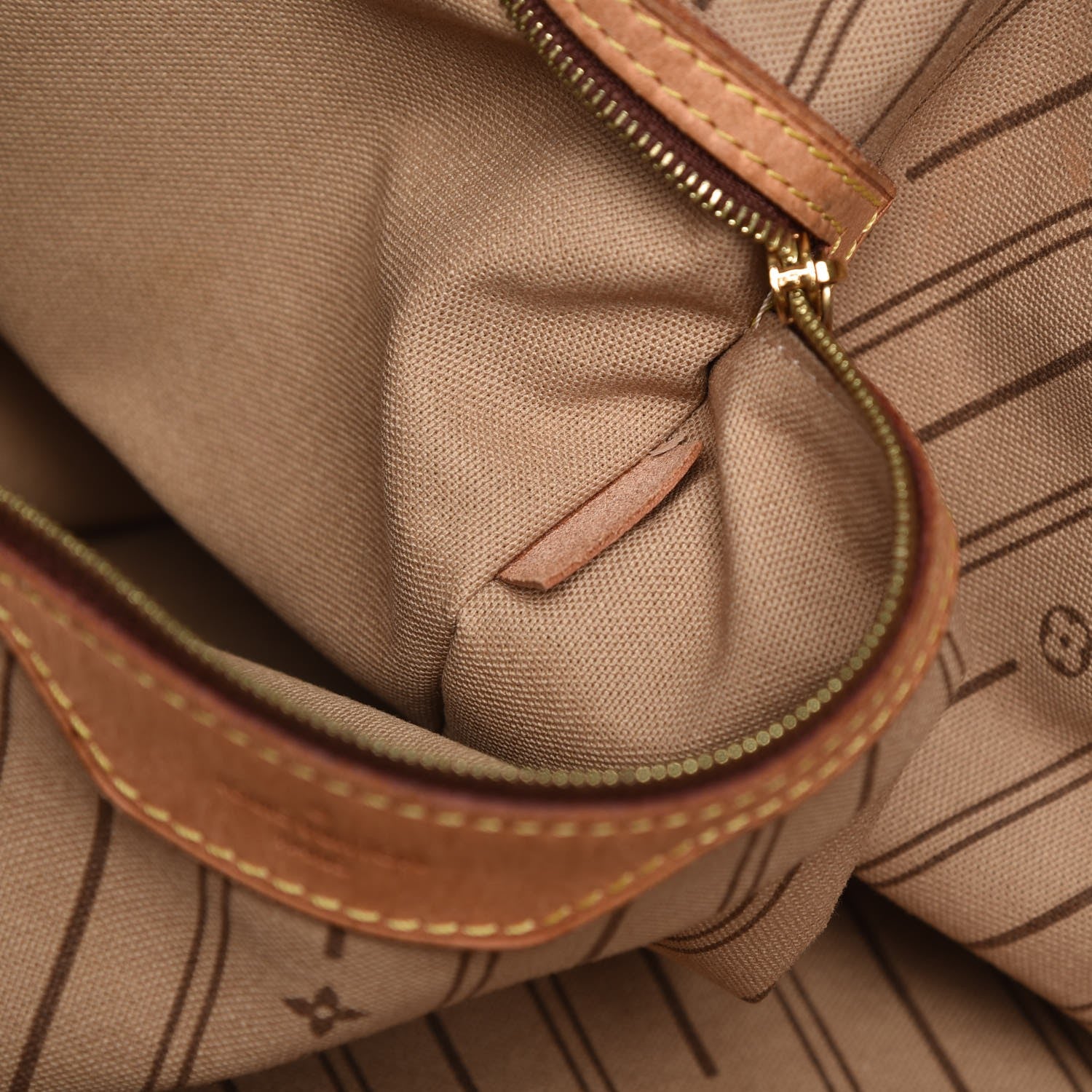 Louis Vuitton Monogram Delightful GM 7 of 11