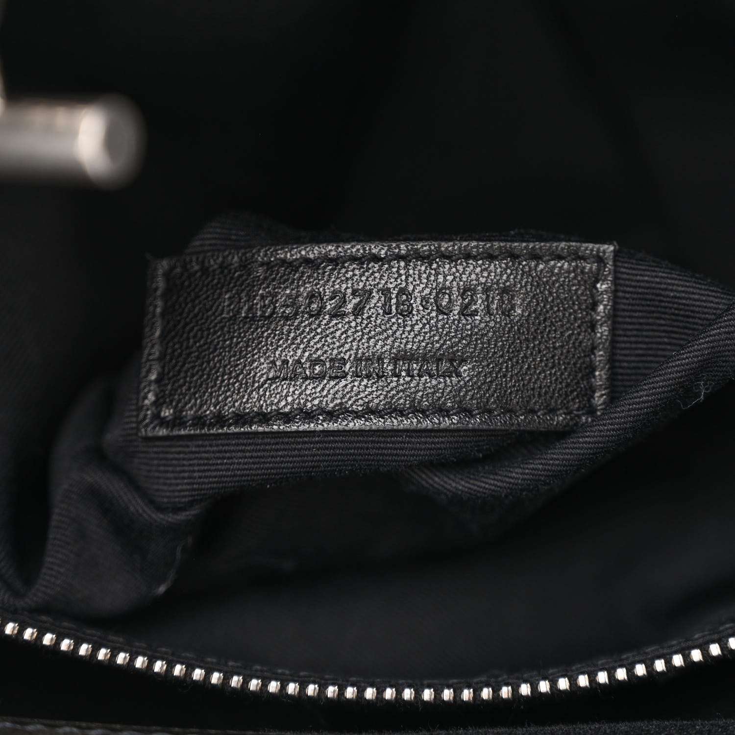 Saint Laurent Calfskin Y Quilted Monogram Large Loulou Shopper Black 7 of 10