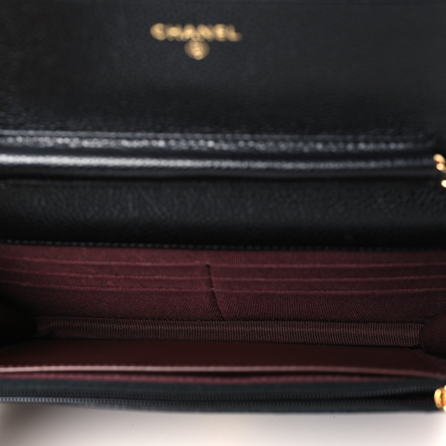 Caviar Quilted Wallet on Chain WOC Black