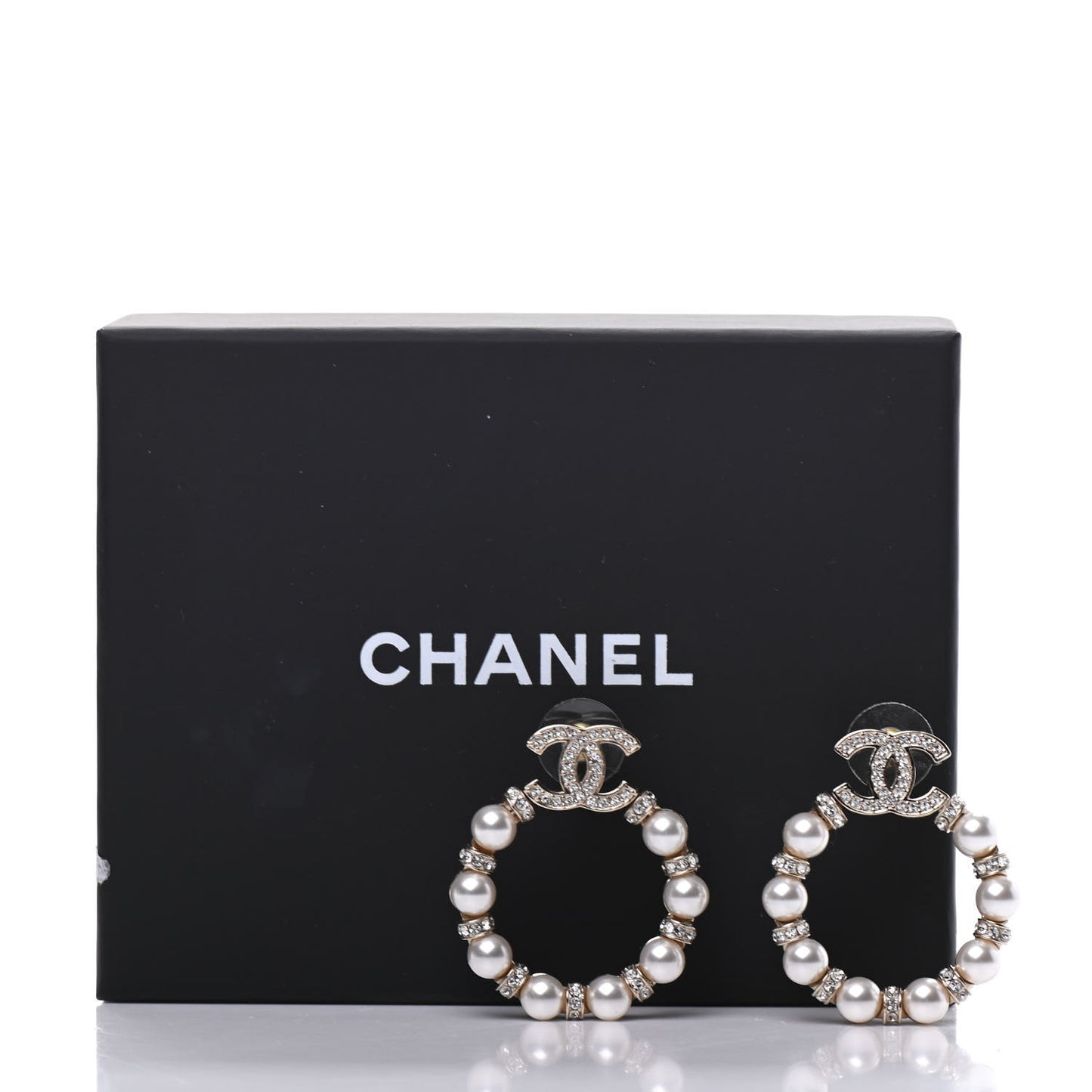 Pearl Crystal Nefertiti CC Drop Earrings Gold