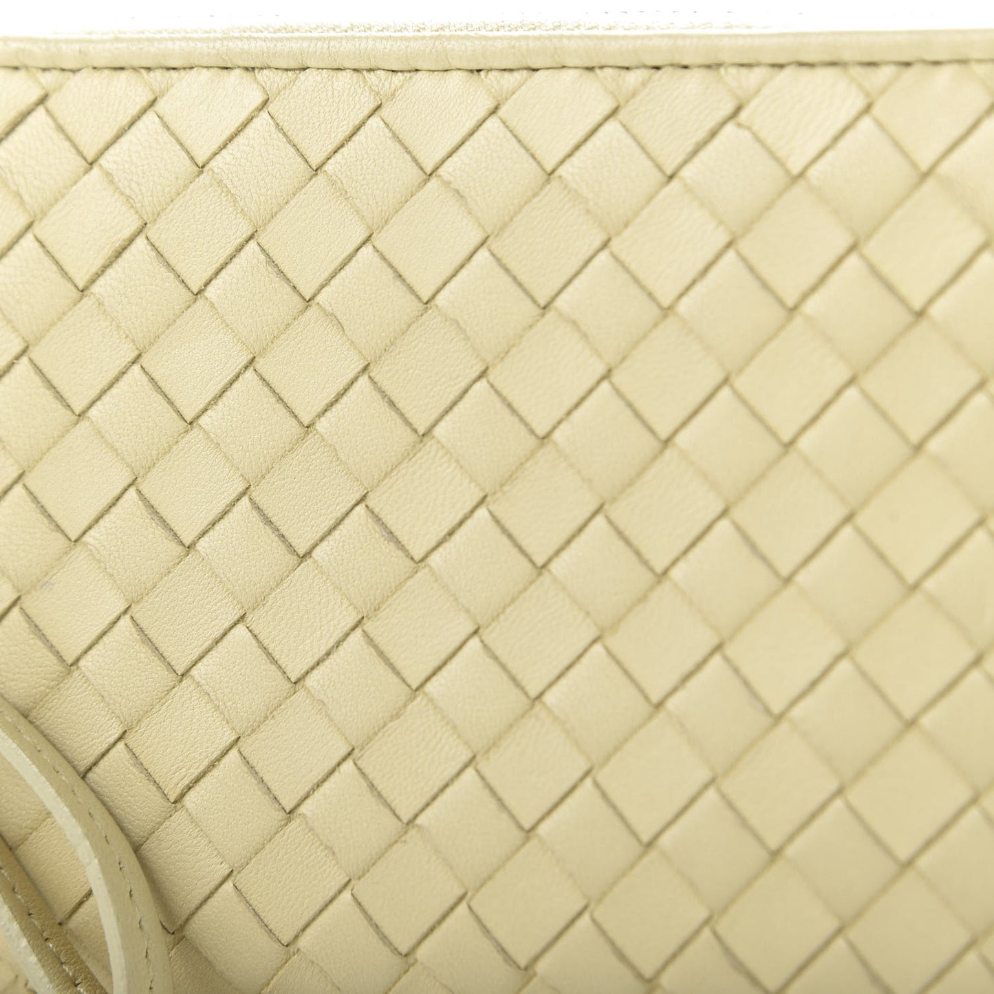 Nappa Intrecciato Half Zip Around Wallet Paille