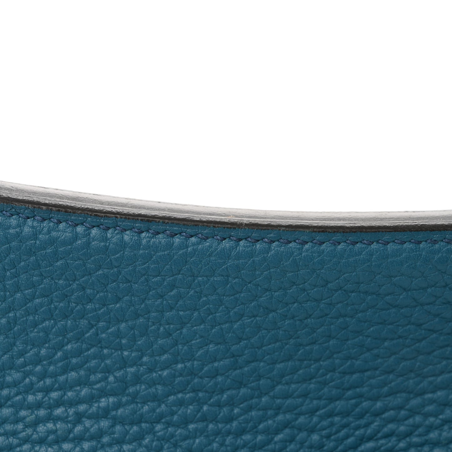 Taurillon Clemence Jypsiere 31 Bleu Izmir