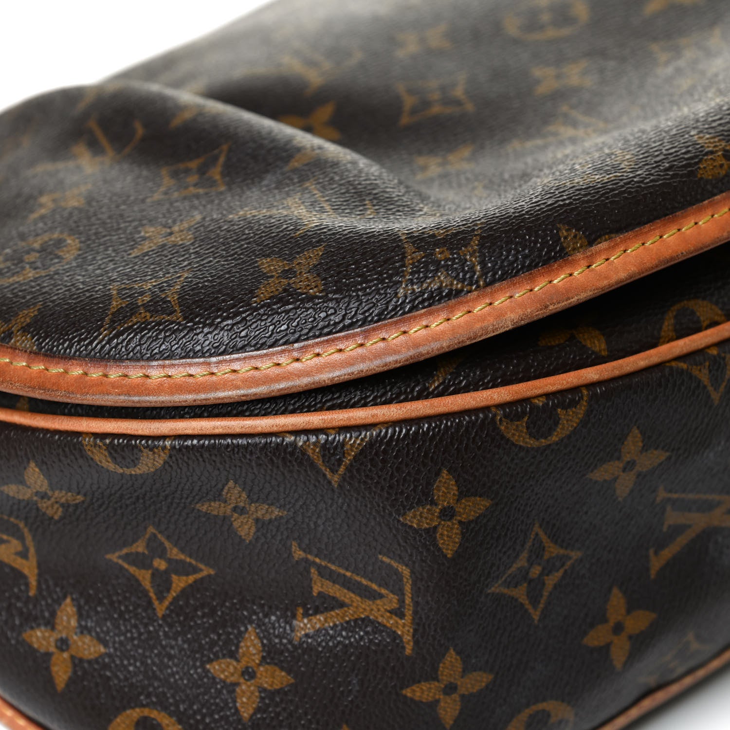 Louis Vuitton Monogram Menilmontant MM 12 of 17