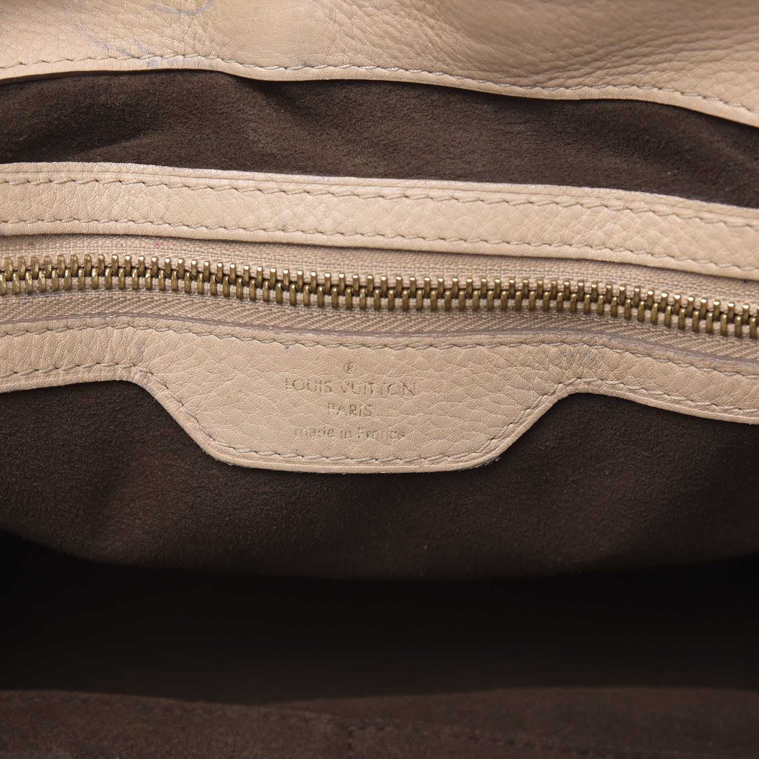 Louis Vuitton Mahina Cirrus PM Coquille 6 of 16