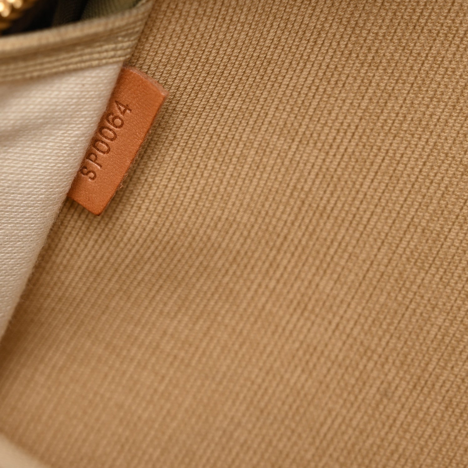 Louis Vuitton Monogram Sirius 45 6 of 14