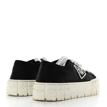 Prada Re-Nylon Gabardine Triangle Logo Double Wheel 50mm Sneakers 41 Black 4 of 8