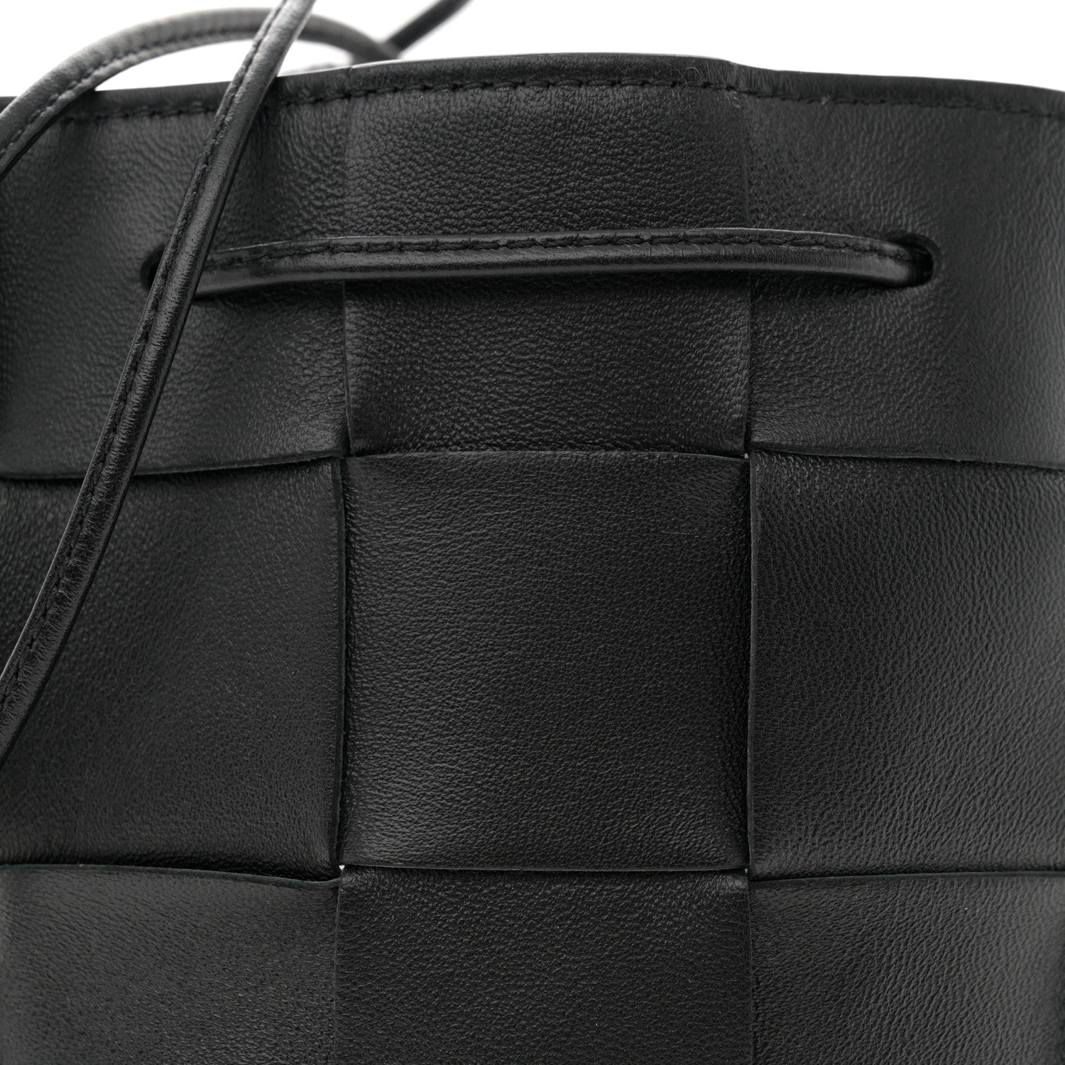 Bottega Veneta Nappa Maxi Intrecciato Cassette Bucket Bag Black 7 of 11