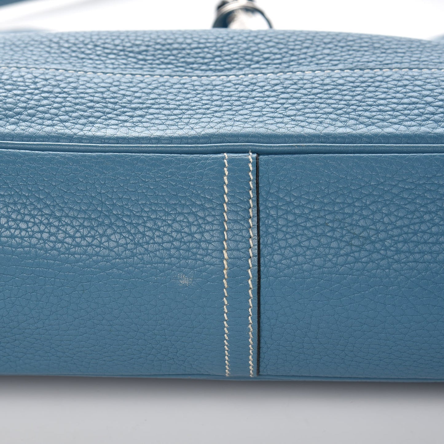 Taurillon Clemence Trim II 35 Shoulder Bag Blue Jean