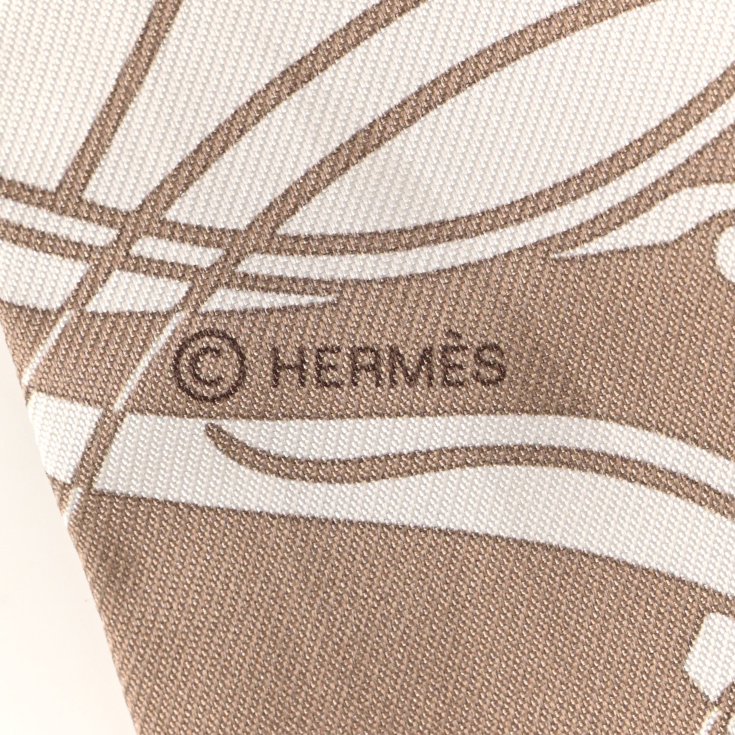 Hermes Silk Ex-Libris Forever Twilly Beige White Caramel 1803732