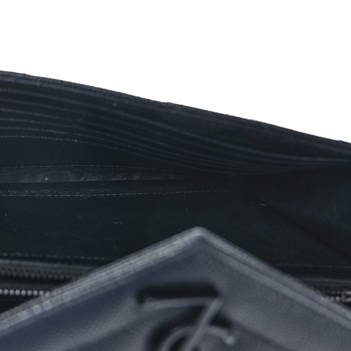 Grain De Poudre Matelasse Chevron Monogram Monochrome Chain Wallet Black