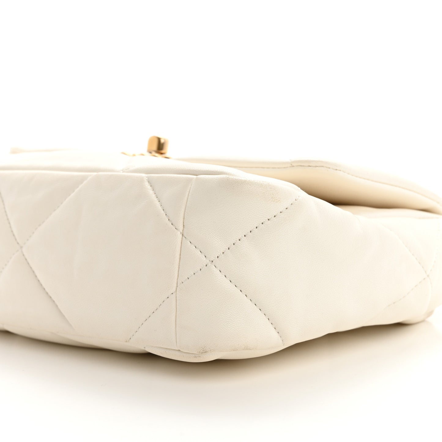 Lambskin Quilted Medium Chanel 19 Flap White