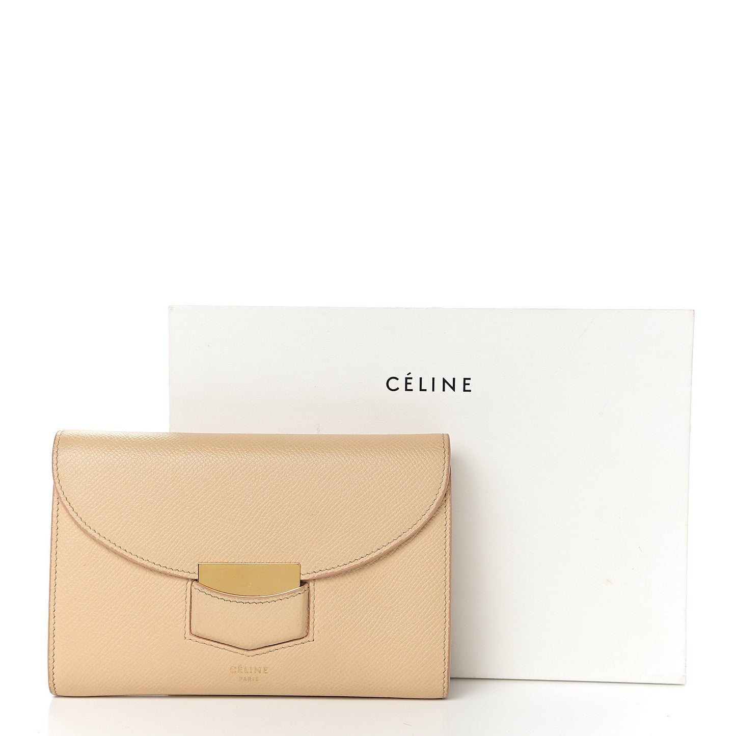 Grained Calfskin Medium Trotteur Multifunction Flap Wallet Nude